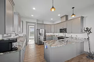 305 S Garcon Point Rd, Milton, FL 32583 - Photo 15