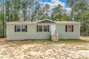 164 E Jonquil Ave, Defuniak Springs, FL 32433 - Photo 1