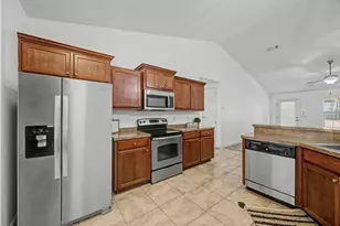 2395 Barberee Dr, Crestview, FL 32536 - Photo 15