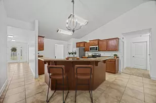 2395 Barberee Dr, Crestview, FL 32536 - Photo 11