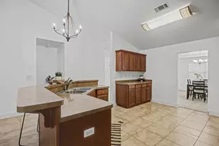 2395 Barberee Dr, Crestview, FL 32536 - Photo 13