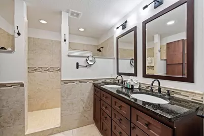 4639 Paradise Isle, Destin, FL 32541 - Photo 19