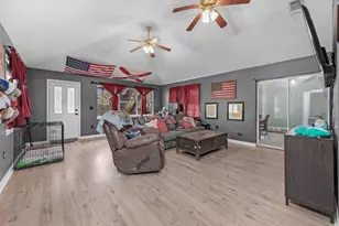 1852 Candlewood Dr, Navarre, FL 32566 - Photo 11