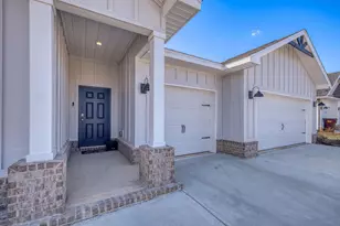 8640 Bluebell St, Milton, FL 32583 - Photo 3