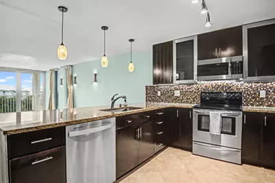 30 Moreno Point Road #306B, Destin, FL 32541 - Photo 1