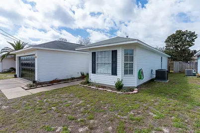 46 Stowe Road, Mary Esther, FL 32569 - Photo 5