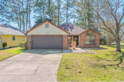 2328 Willow Bend Boulevard, Fort Walton Beach, FL 32547 - Photo 1