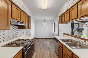 1020 Alderwood Way, Niceville, FL 32578 - Photo 7