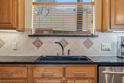 831 Coldwater Creek Circle, Niceville, FL 32578 - Photo 15