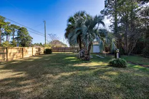 2088 Shadow Lake Dr, Gulf Breeze, FL 32563 - Photo 23