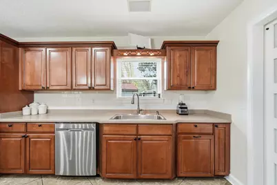 130 Lake Lorraine Circle, Shalimar, FL 32579 - Photo 25