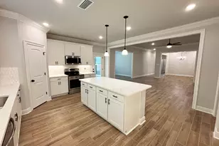 234 E Tweet St, Freeport, FL 32439 - Photo 5