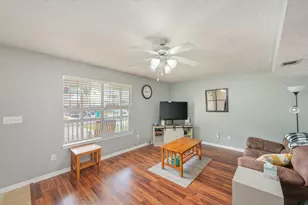 1847 Pointed Leaf Ln, Fort Walton Beach, FL 32547 - Photo 9