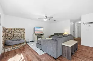32 7th Ave, Shalimar, FL 32579 - Photo 3
