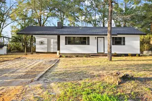 142 Hemlock Rd, Defuniak Springs, FL 32435 - Photo 1