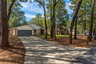 105 Drew Ct, Niceville, FL 32578 - Photo 3