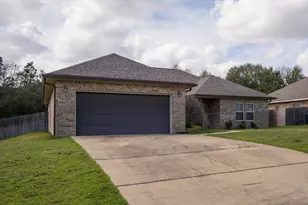 5182 Rabbit Run, Crestview, FL 32539 - Photo 1