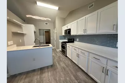 2673 Paddock Circle, Crestview, FL 32536 - Photo 3
