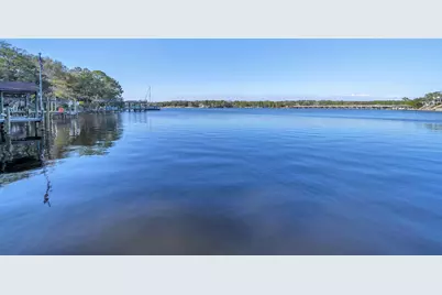 630 Sailboat Drive, Niceville, FL 32578 - Photo 43