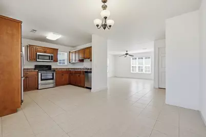 309 Rangeline Street, Bonifay, FL 32425 - Photo 15