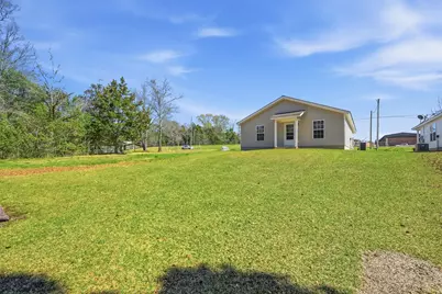 309 Rangeline Street, Bonifay, FL 32425 - Photo 7