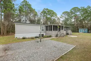 2422 Crescent Wood Rd, Navarre, FL 32566 - Photo 3