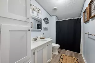 2422 Crescent Wood Rd, Navarre, FL 32566 - Photo 23