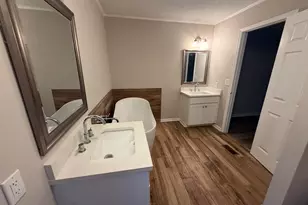 3083 Lake Sue Dr, Crestview, FL 32539 - Photo 7