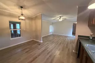 3083 Lake Sue Dr, Crestview, FL 32539 - Photo 5