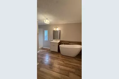 3083 Lake Sue Drive, Crestview, FL 32539 - Photo 9