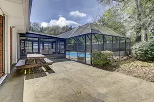613 NE Cambridge Ave, Fort Walton Beach, FL 32547 - Photo 41
