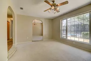 613 NE Cambridge Ave, Fort Walton Beach, FL 32547 - Photo 3