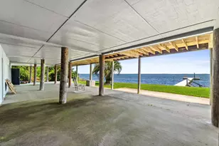5539 Soundside Dr, Gulf Breeze, FL 32563 - Photo 29