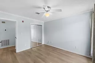 5539 Soundside Dr, Gulf Breeze, FL 32563 - Photo 11