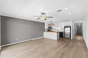 5539 Soundside Dr, Gulf Breeze, FL 32563 - Photo 17