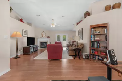 1945 Jessica Way, Navarre, FL 32566 - Photo 15