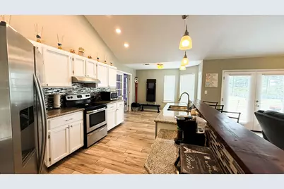 1394 Sound Retreat Drive, Navarre, FL 32566 - Photo 1