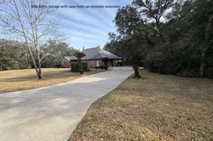 6965 Summit Dr, Navarre, FL 32566 - Photo 3