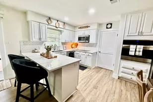 706 Bradford Dr, Fort Walton Beach, FL 32547 - Photo 3