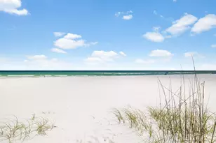8037 Gulf Blvd, Navarre, FL 32566 - Photo 37