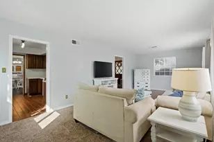 1253 Redwood Ln, Gulf Breeze, FL 32563 - Photo 11