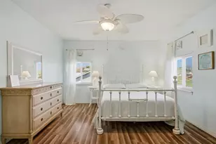 1253 Redwood Ln, Gulf Breeze, FL 32563 - Photo 29