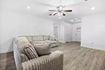 2145 Janet Street, Navarre, FL 32566 - Photo 7