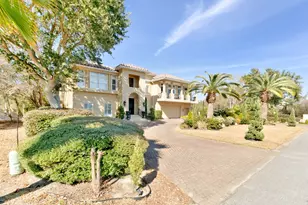 2 Colley Cove Dr, Gulf Breeze, FL 32561 - Photo 135