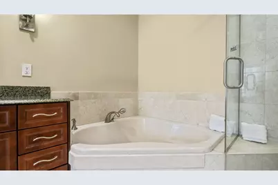 10 Harbor Boulevard #W422, Destin, FL 32541 - Photo 23