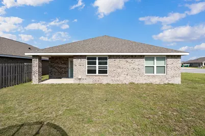 4661 Honor Guard Way, Crestview, FL 32539 - Photo 17