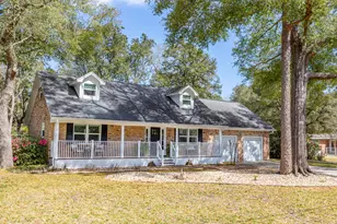 15 NE Wedgewood Ln, Fort Walton Beach, FL 32547 - Photo 1