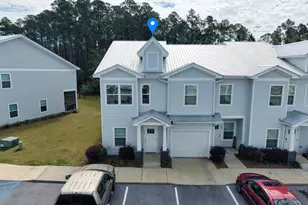139 Date Palm Ln, Freeport, FL 32439 - Photo 1