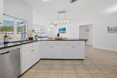 2810 Lee Trevino Court, Shalimar, FL 32579 - Photo 19