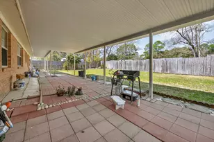 323 Pontevedra Ln, Niceville, FL 32578 - Photo 29